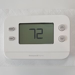 Honeywell Home White Thermostat